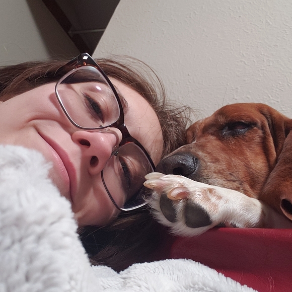 Meet your Posher, Ashley - Picture 2 of 4